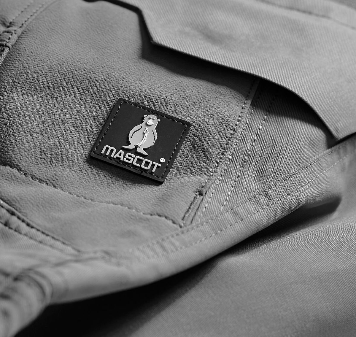 Pantaloni con tasche porta-ginocchiere ACCELERATE verde